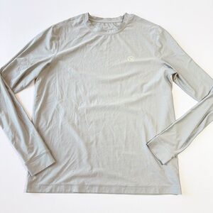 Vuori Uluwatu Long Sleeve Water Shirt Performance UPF Light Grey Medium